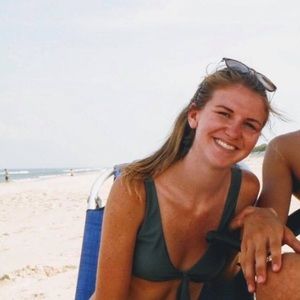 Meet your Posher, Gillian